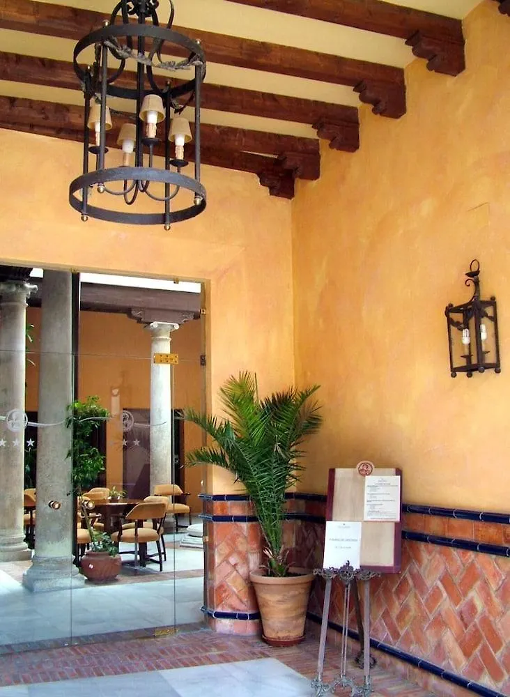 Hotel Maria De Molina Ubeda
